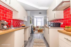 Kitchen- click for photo gallery